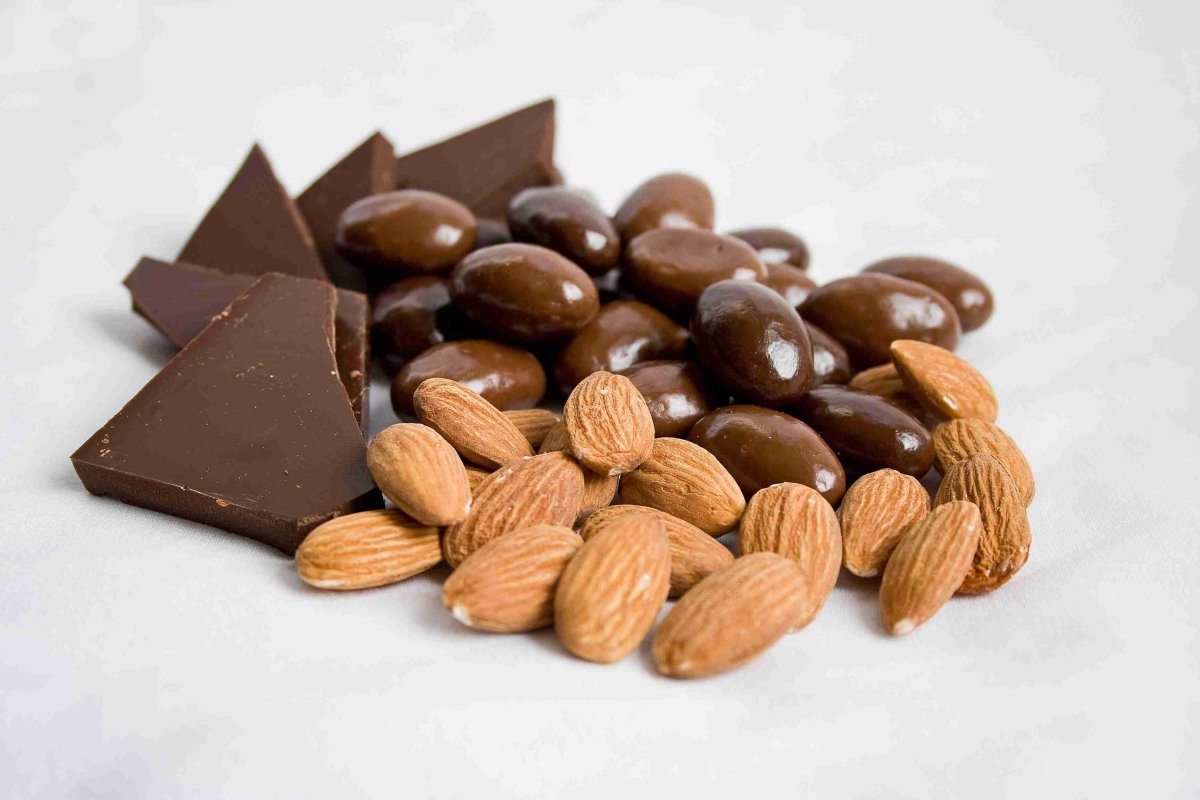 Шоколад Nuts Chocolate