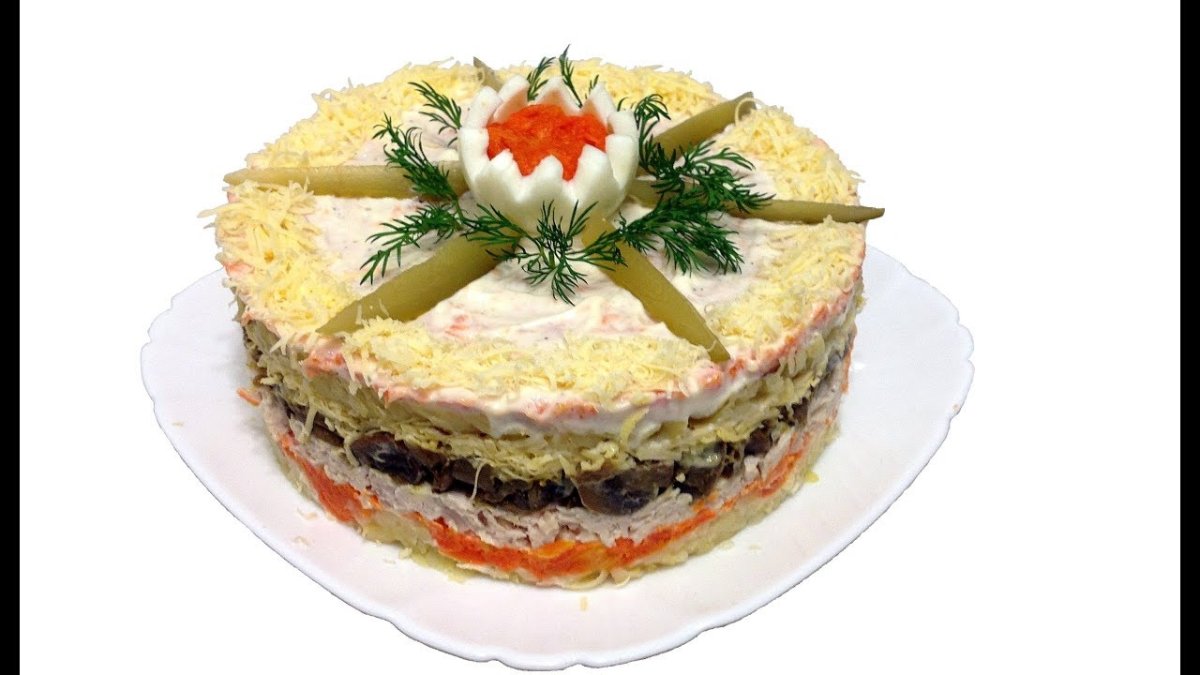 Слоеный салат неженка