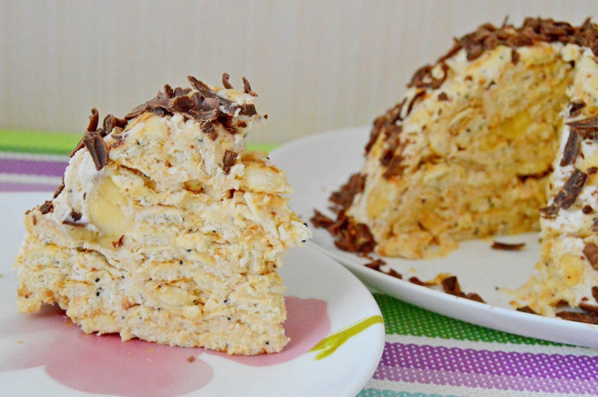 Торт Сникерс со сгущенкой и арахисом