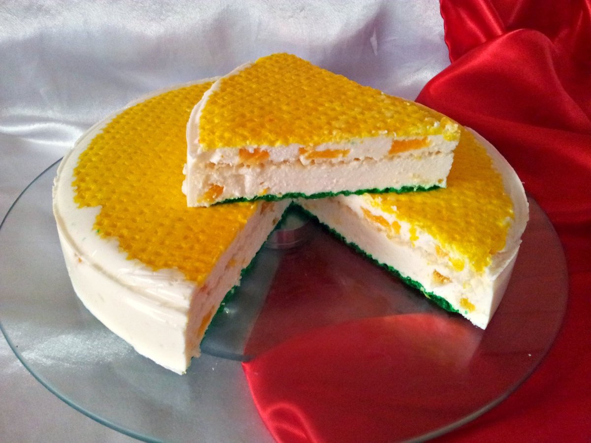 Клубничное суфле для торта
