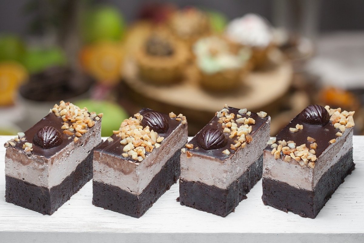 Petit four