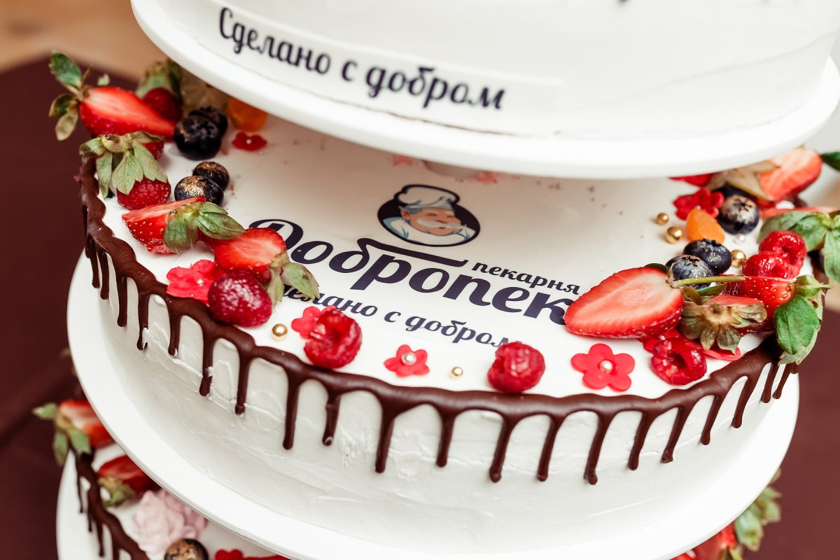 Торт космос изомальт