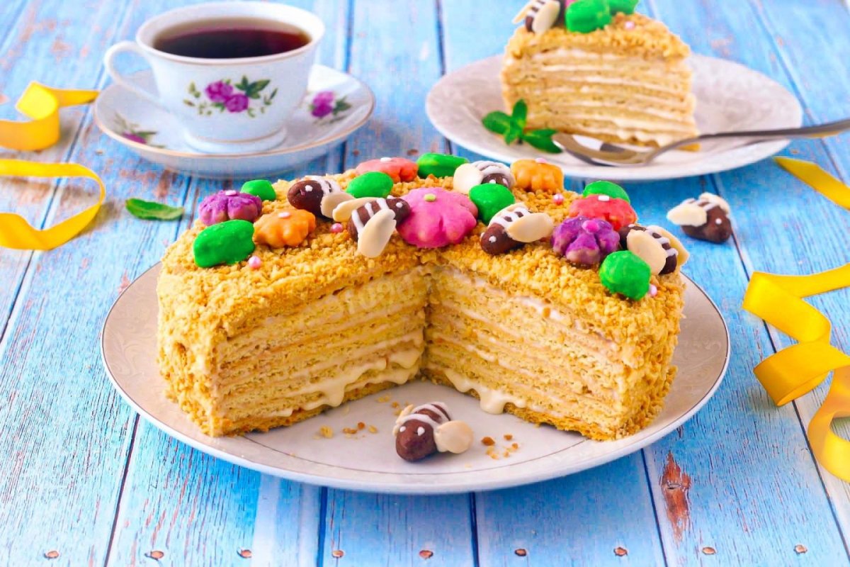 Медовый торт калорийность