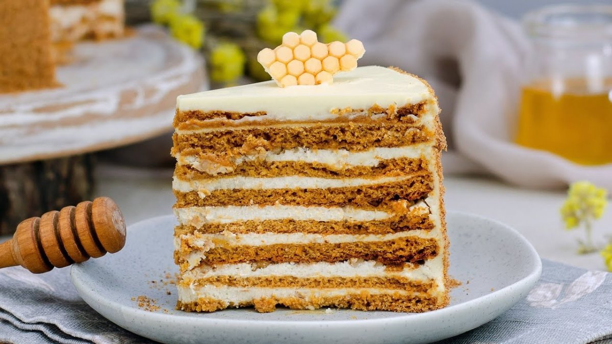 Украшение для торта из карамели