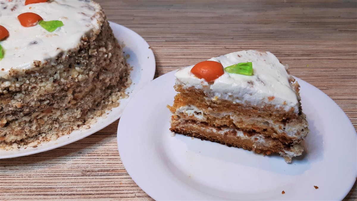 Морковный пирог бисквит