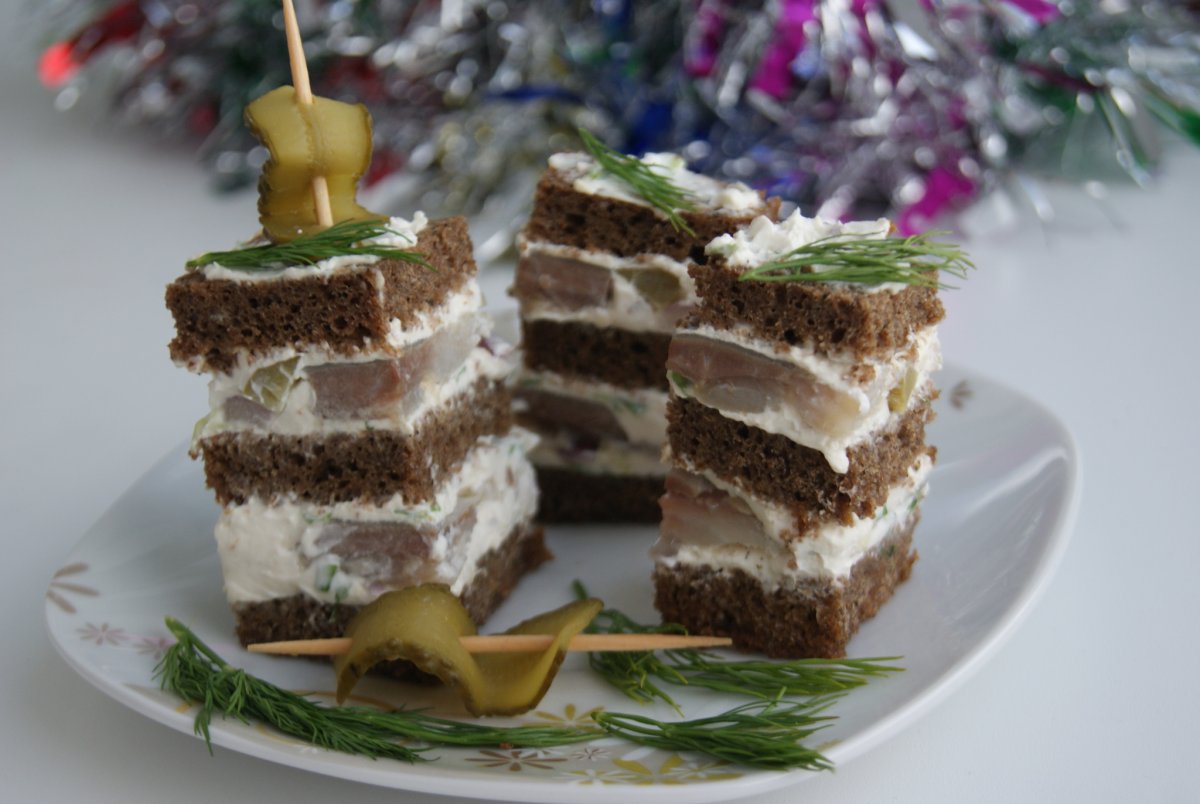 Черный ржаной хлеб