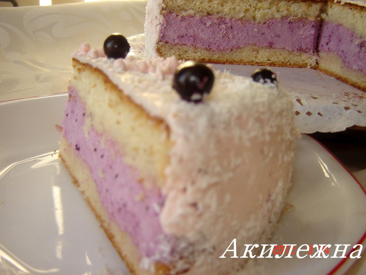 Муссовый торт клубничный пломбир