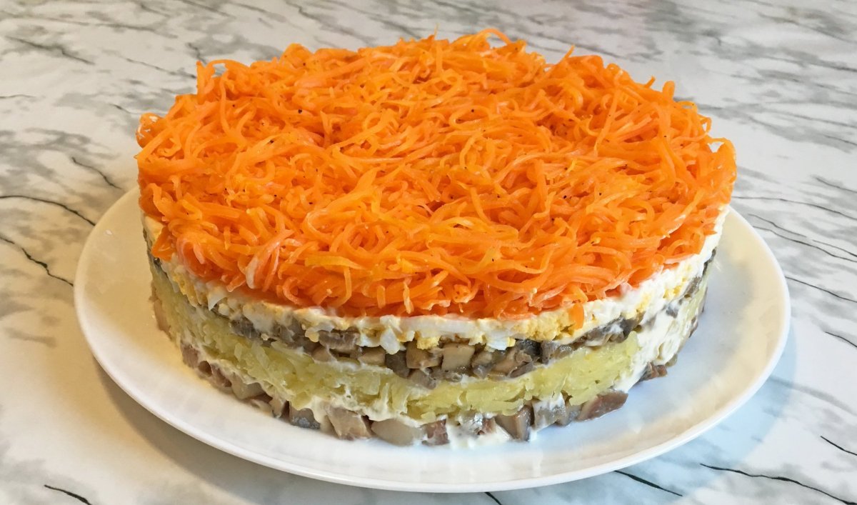 Салат Изабелла с корейской морковью