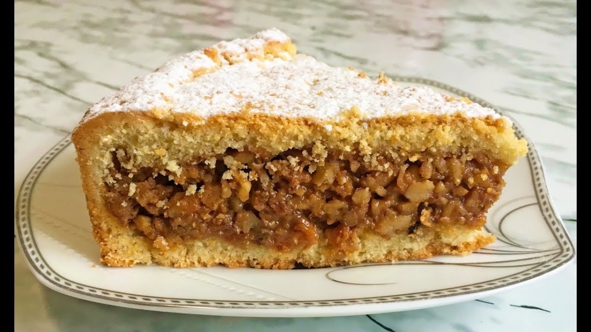 Пирог с грецкими орехами
