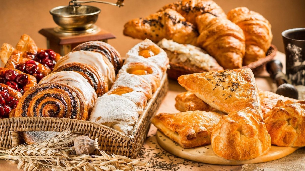 Пирог с грушей и грецкими орехами