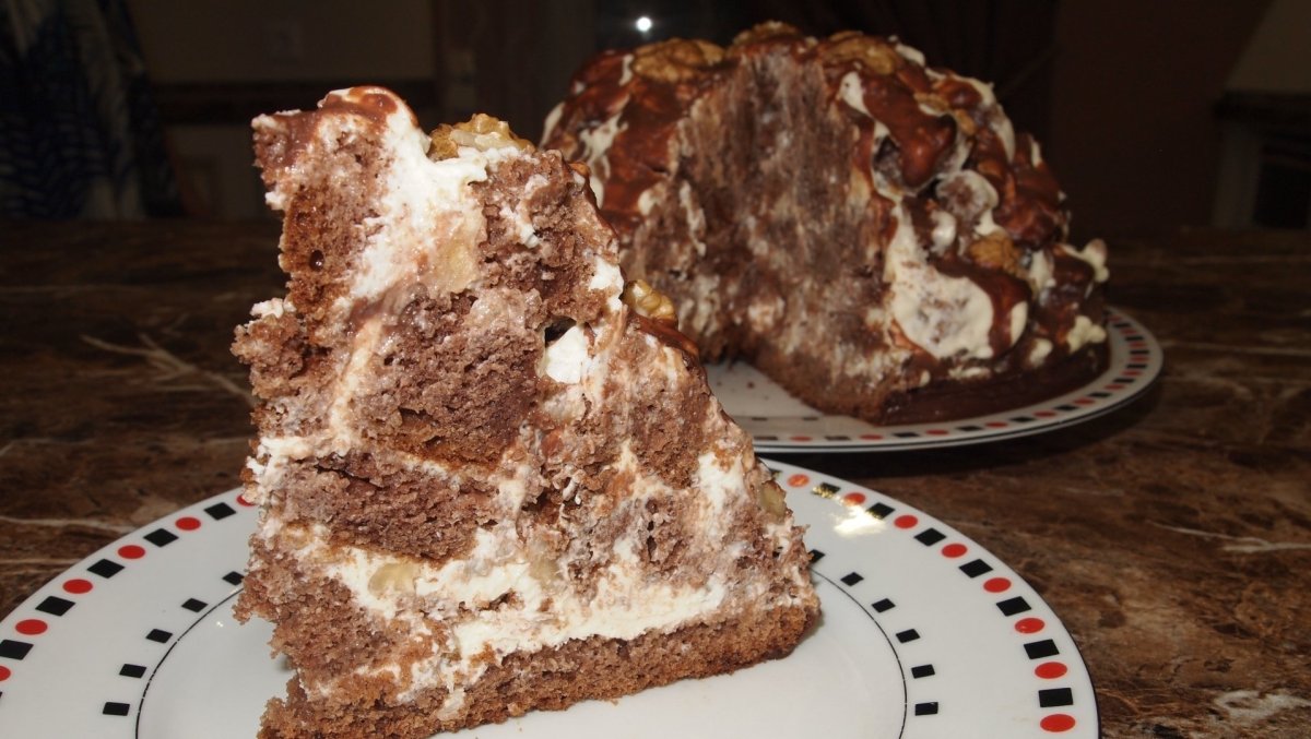 Торт Панчо с ананасами и грецкими
