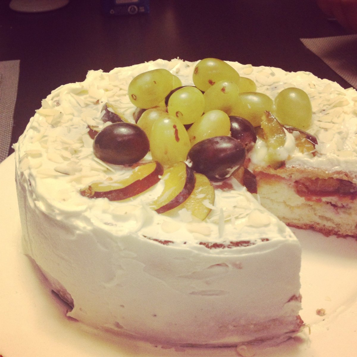 Торт "чёрный лес" (Black Forest Cake)