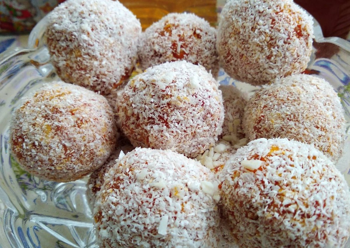Конфеты с кокосовой стружкой