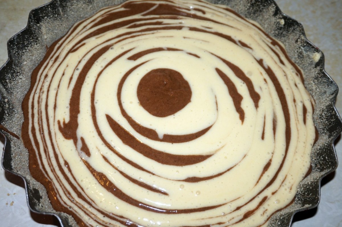Пирог Зебра с изюмом