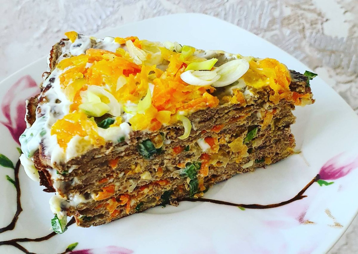 Закусочный торт из печени