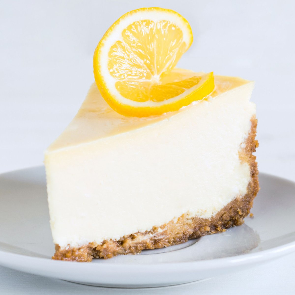 Фисташковый чизкейк in White Plate