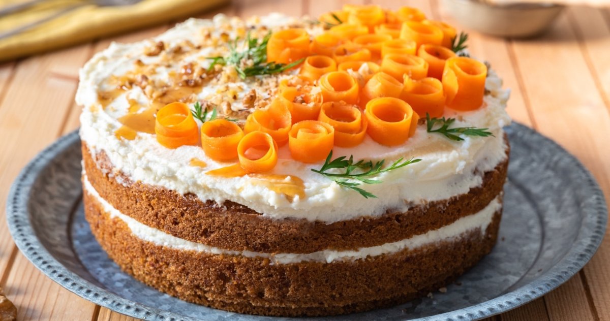 Пряный морковный торт
