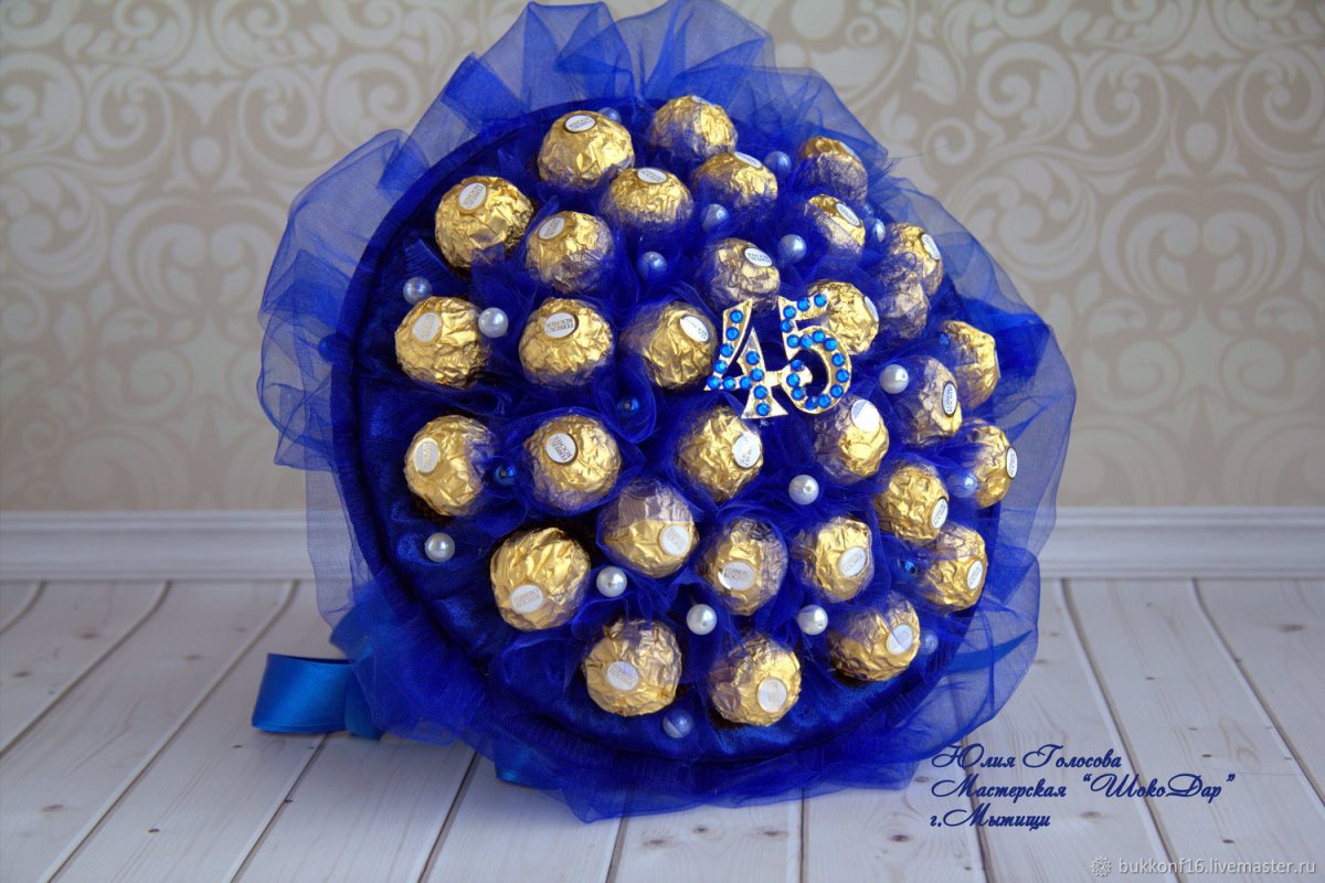Букет из конфет для девочки 8 лет