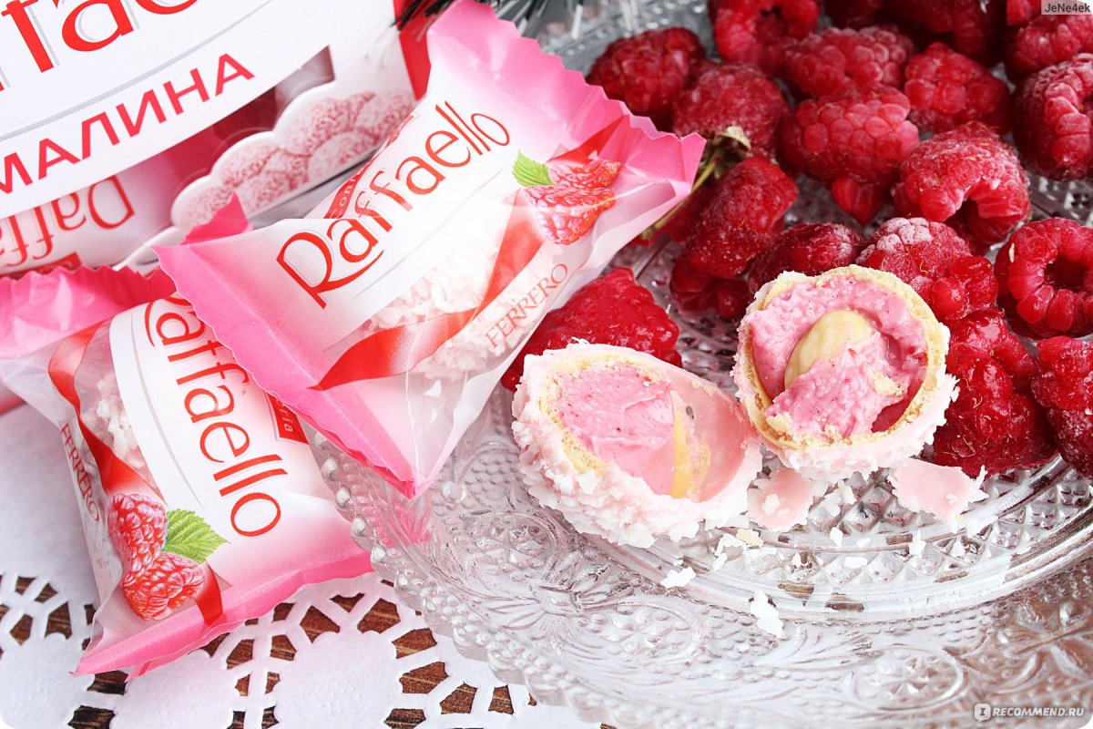 Конфеты Raffaello малина 150 г