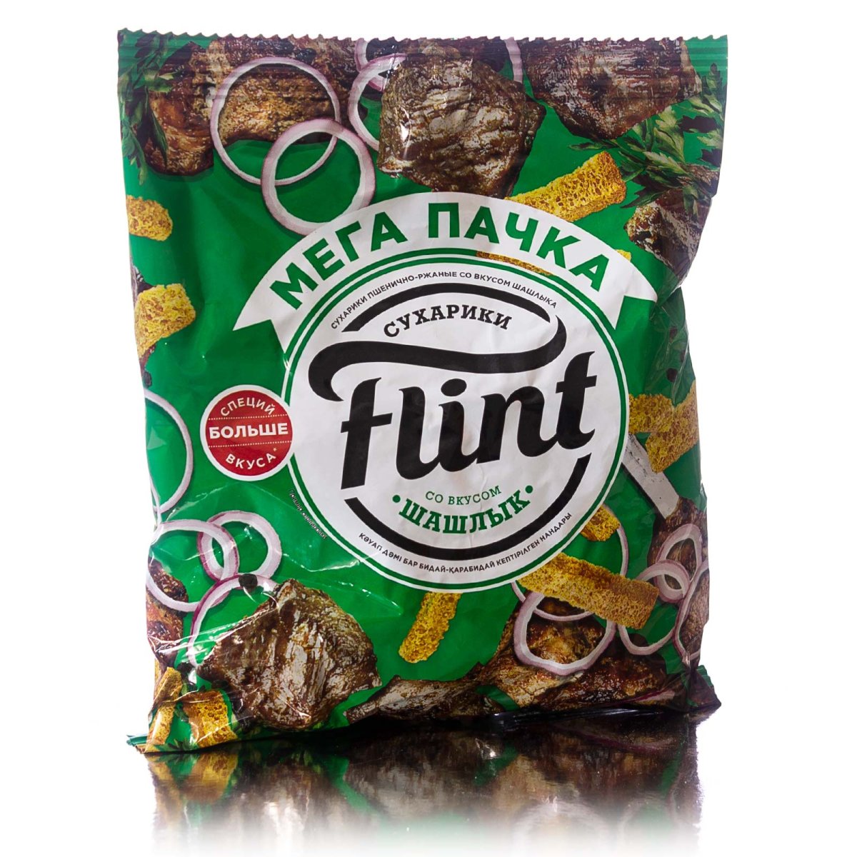 Шоколадные конфеты на темном фоне