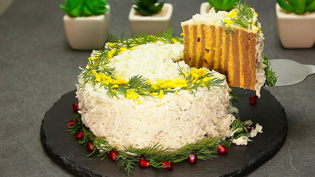 Закуска печеночный торт