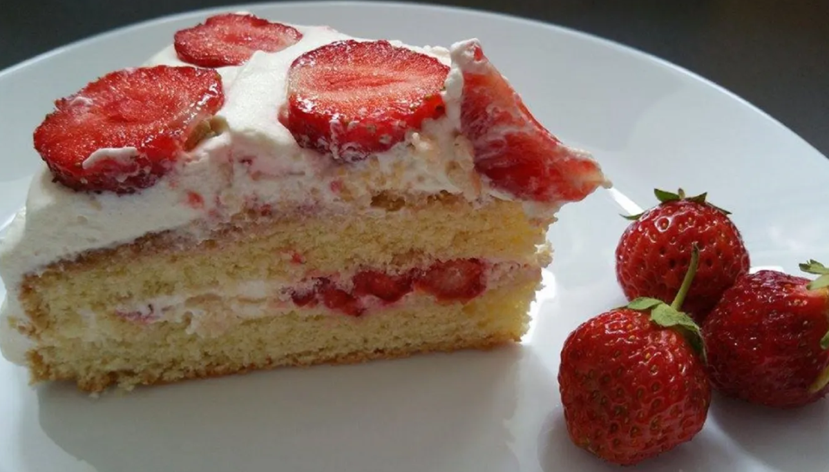 Клубничный торт с маскарпоне