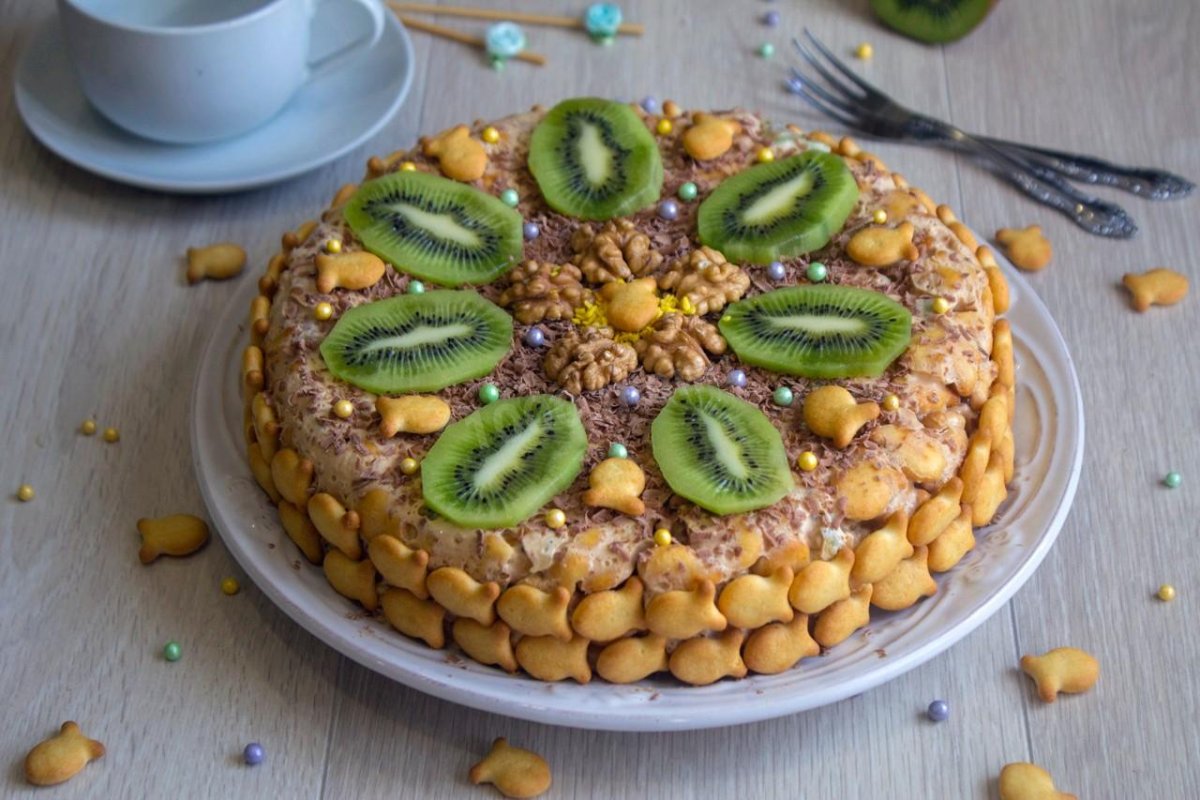 Морковный пирог с грецкими орехами