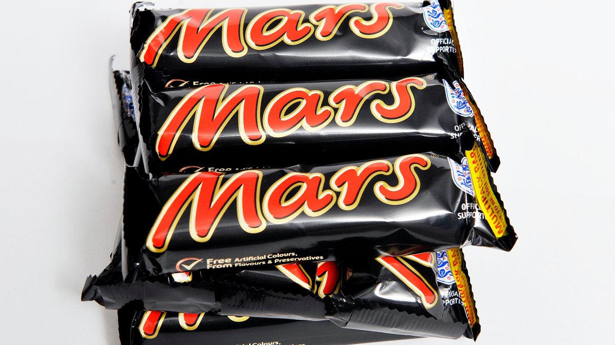 Батончик Nestle Lion Caramel 42гр