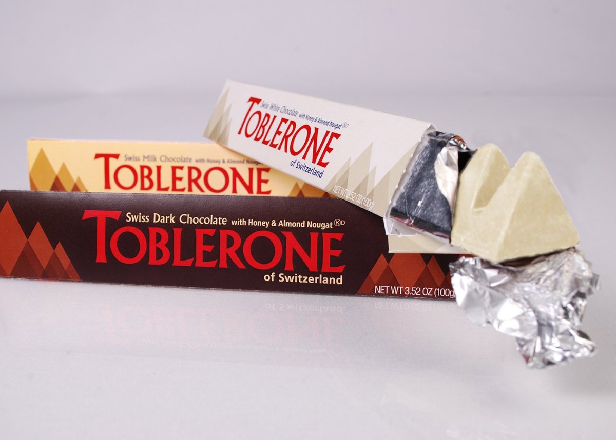 Шоколад швейцарский Toblerone