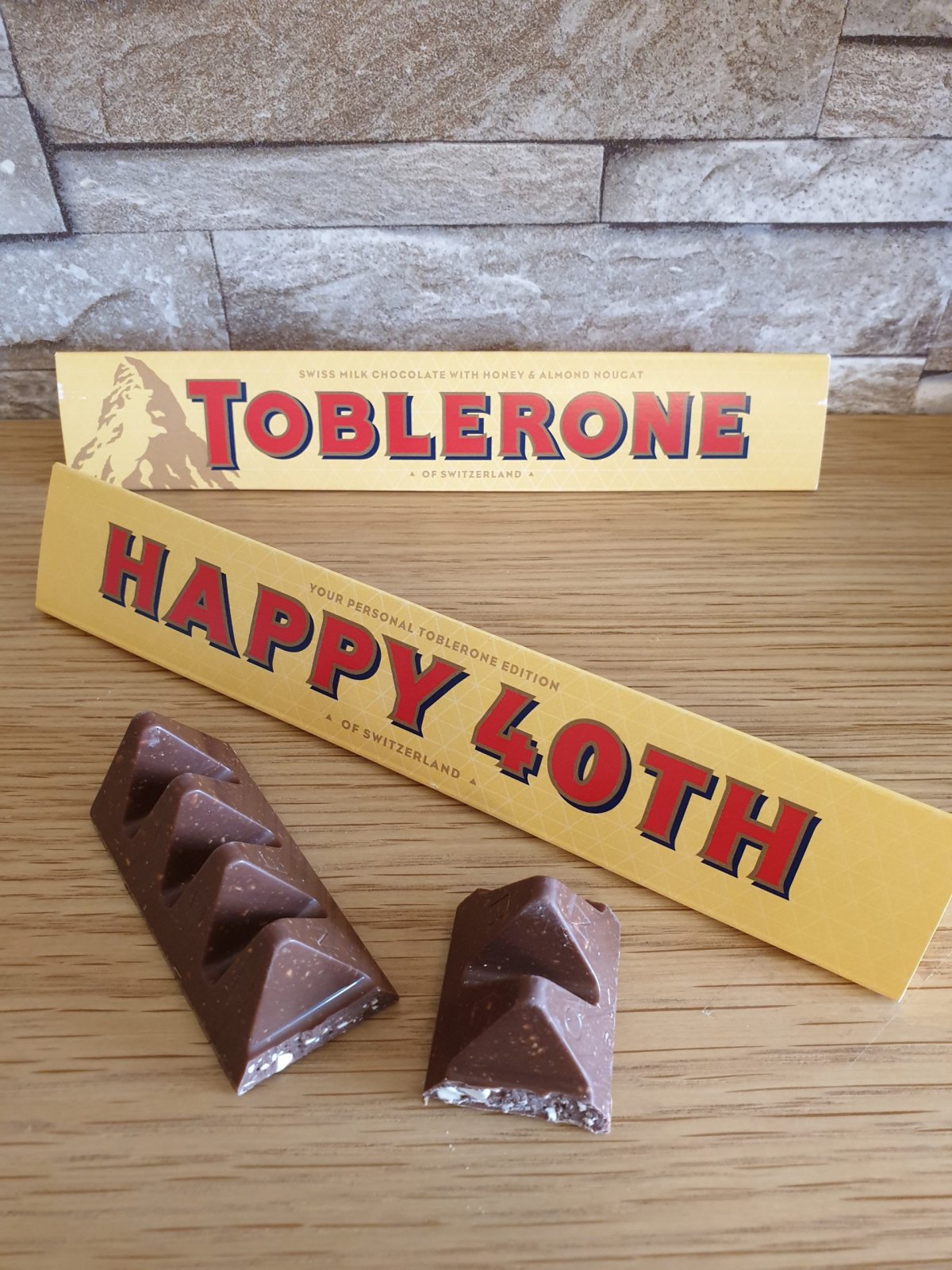 Шоколад Toblerone конфеты