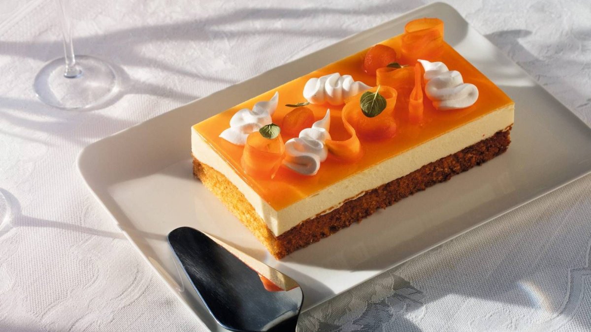 Пасхальный кулич морковный с цукатами