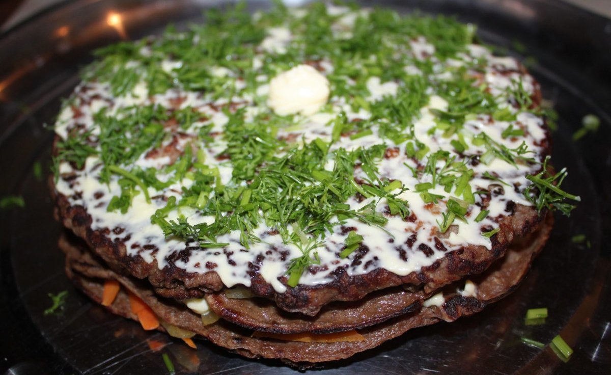 Печёночный торт из куриной печени