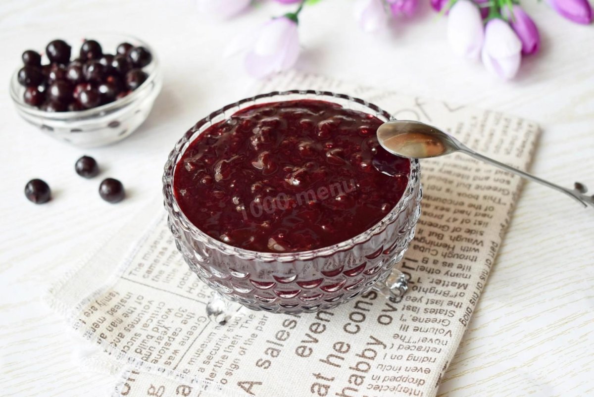Конфитюр из смородины черной для торта
