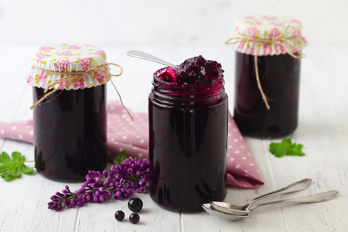 Муссовый чизкейк черная смородина