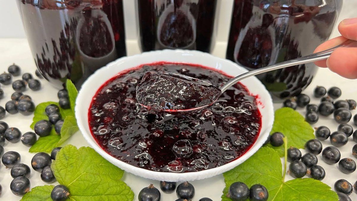 Десерты с черной смородиной