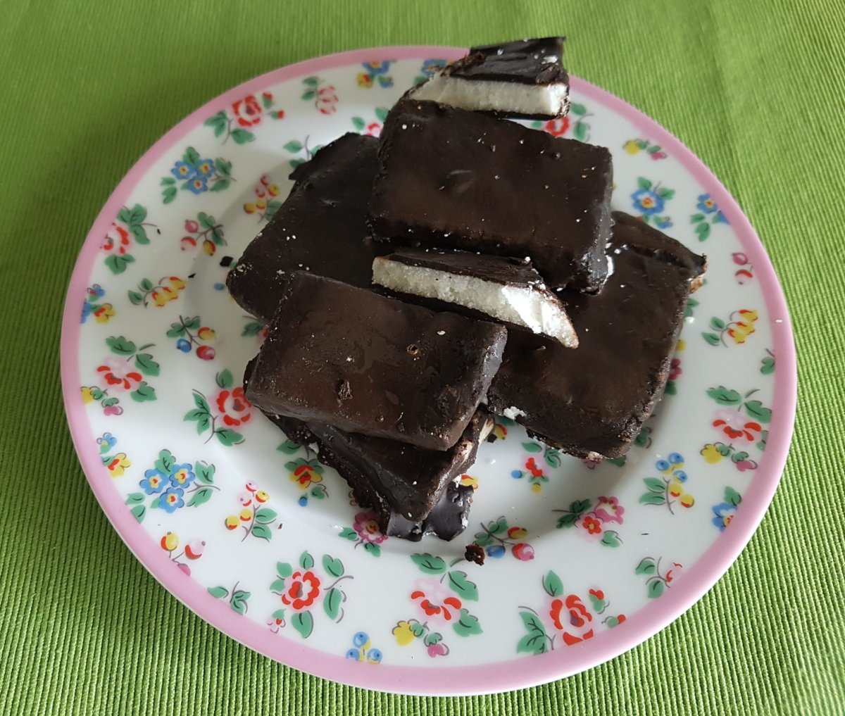 Баунти Горький шоколад