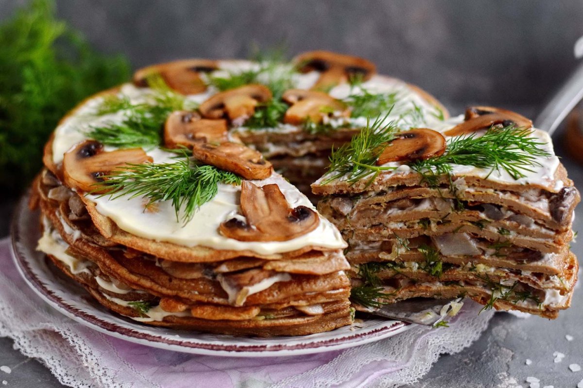 Печёночный торт мяснов