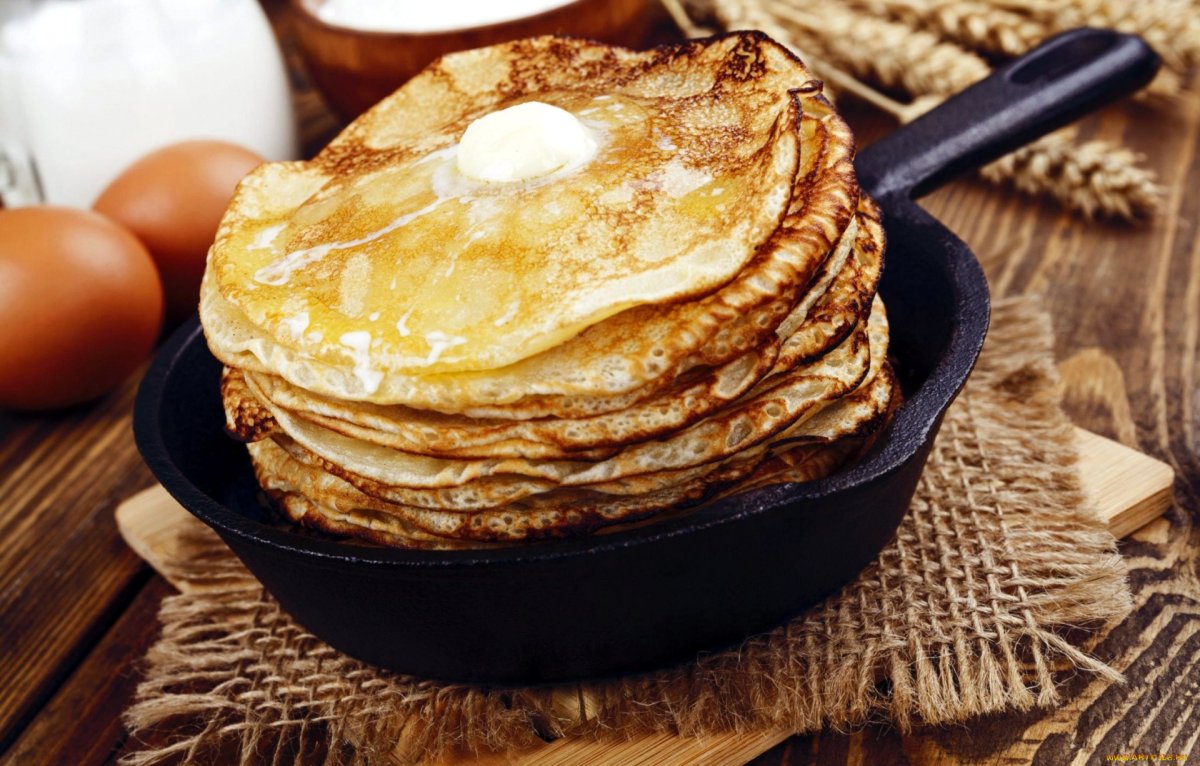Блины с маслом