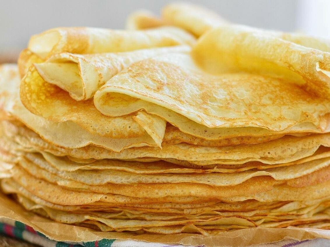 Блины с лимоном и сахаром