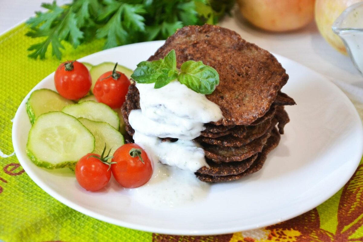 Канапе с паштетом из куриной печени