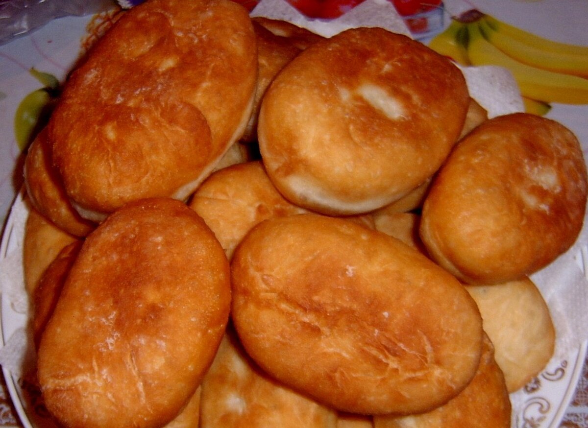 Булочки с изюмом