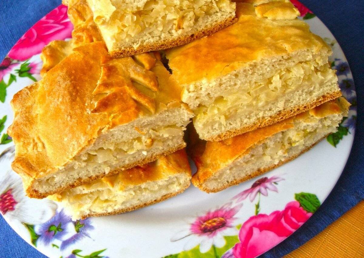 Открытый пирог с капустой в духовке