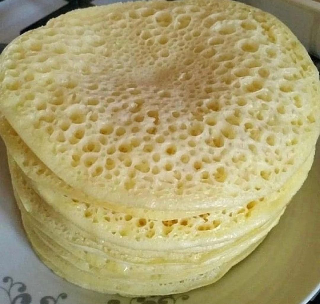Блины с манкой и сметаной