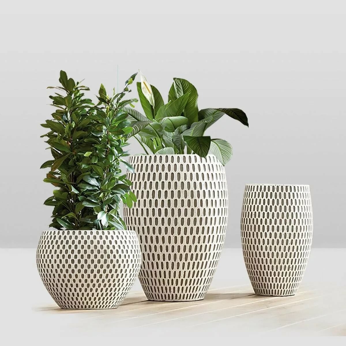 Ваза напольная Crate & Barrel