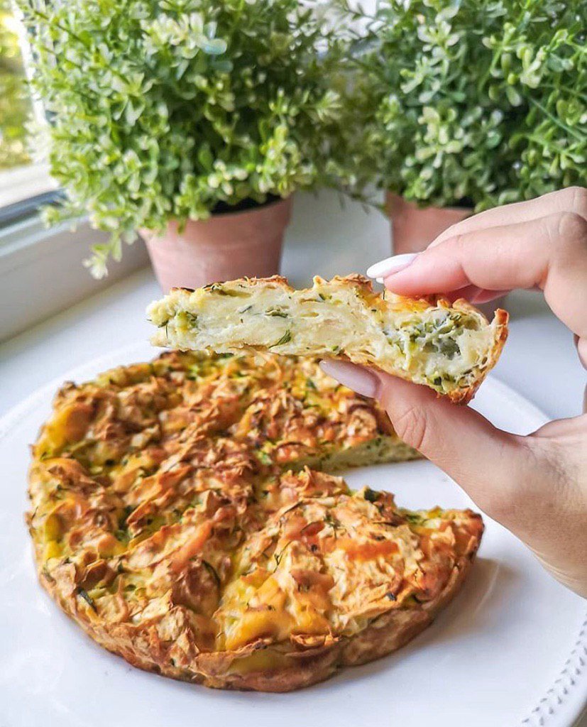 Фриттата с кабачками и сыром