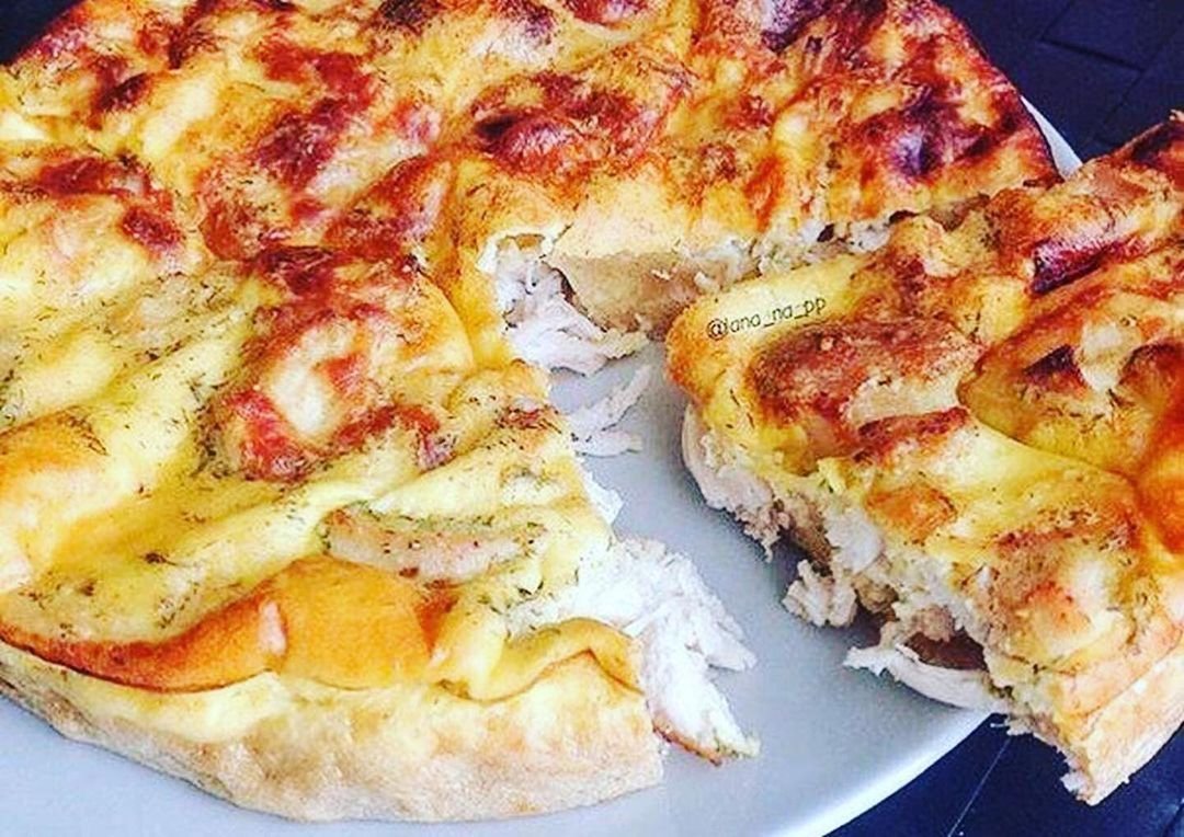 Пирог с курицей и сыром в духовке