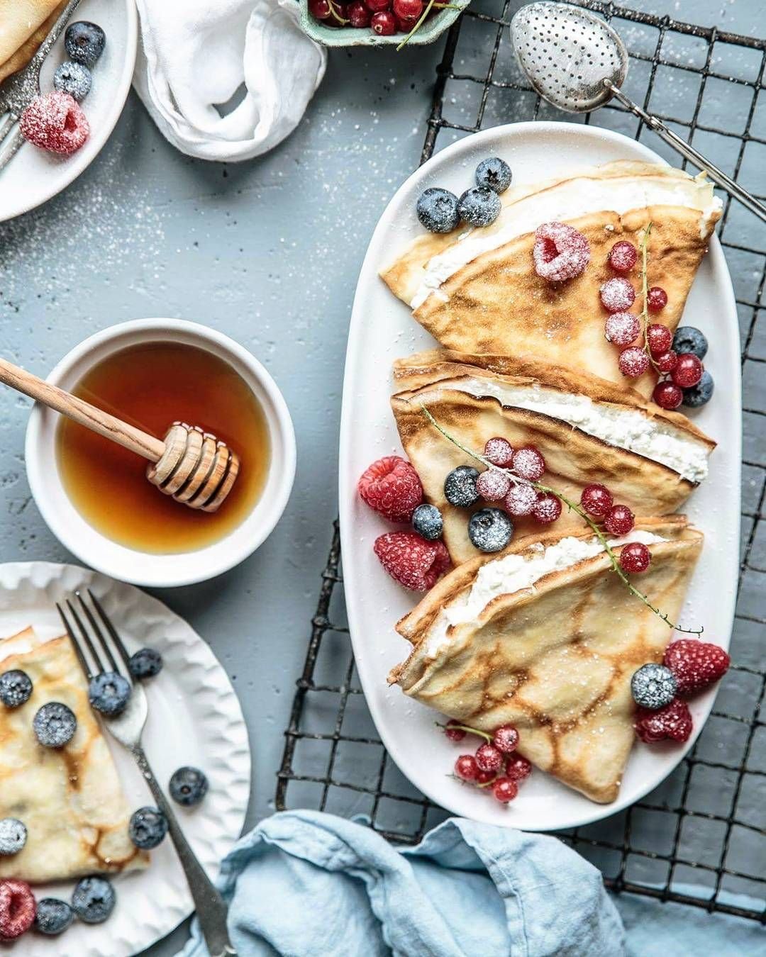 Блины с творожной начинкой