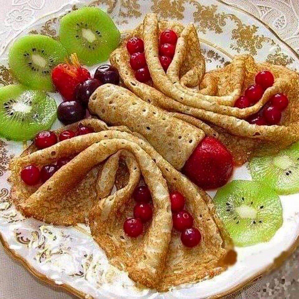 Рулет из блинчиков с начинкой