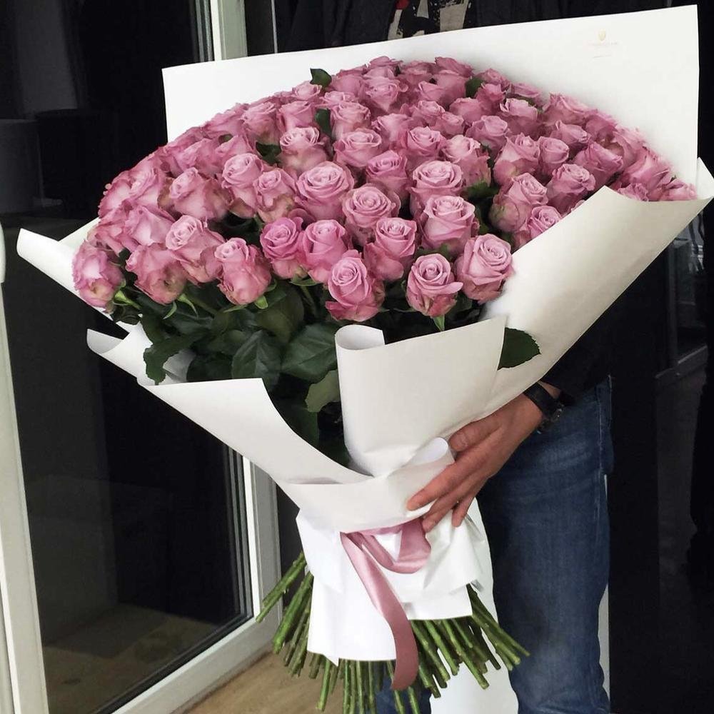 Нежно розовые розы букет