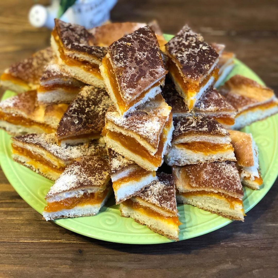 Пирог с курагой